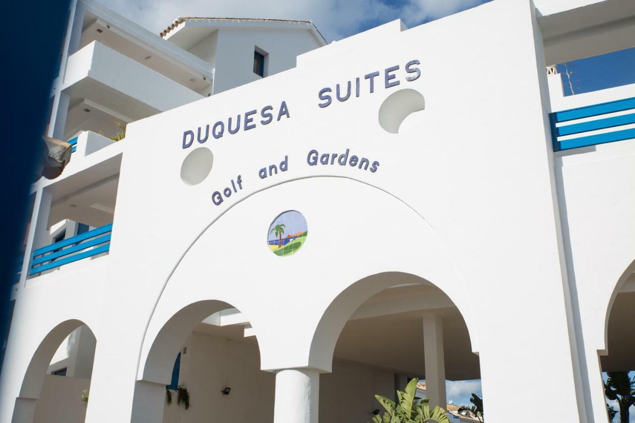 Duquesa Suites Golf And Gardens 马尼尔瓦 外观 照片